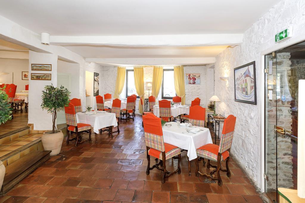 Logis Hotels - Hotel Restaurant Du Midi Revel  Bagian luar foto